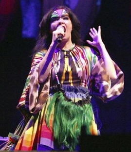 �r���[�N�iBjork�j