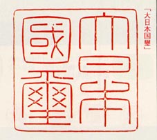 ����{����